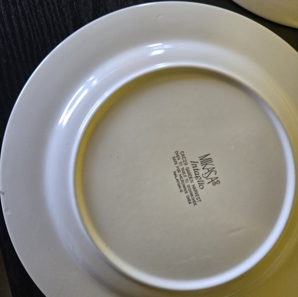 Vintage Mikasa Garden Harvest Intaglio Set of 4 Dinner Plates Sz 11" READ - Picture 12 of 14